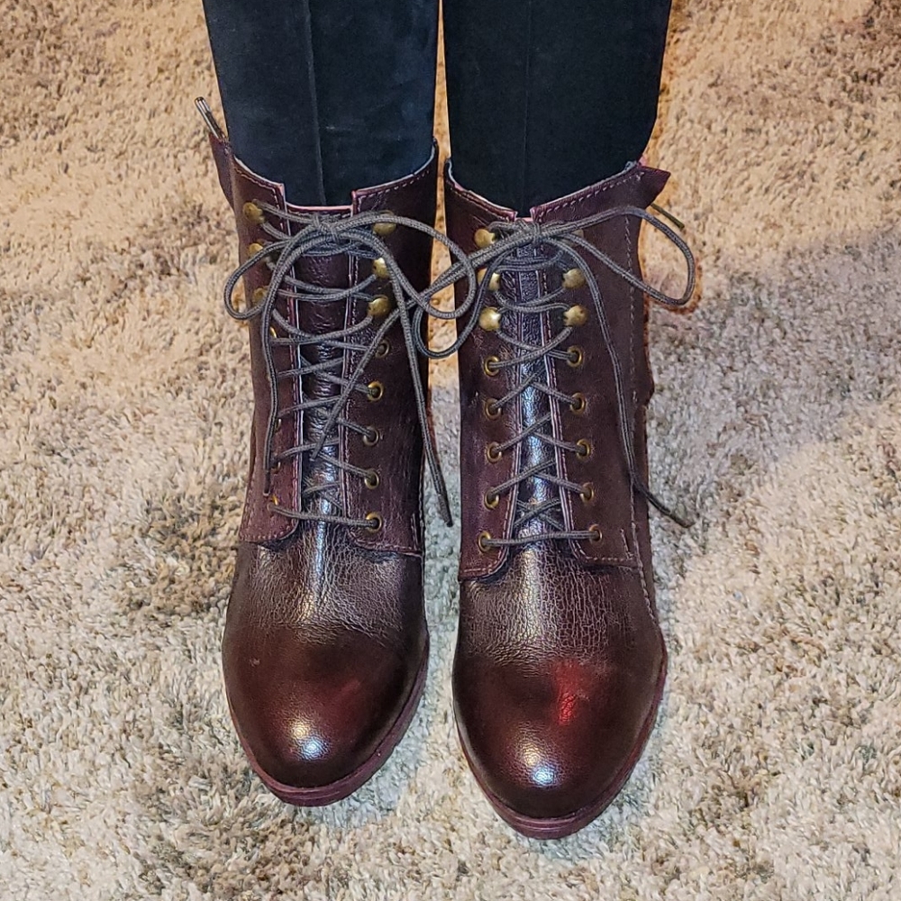 Matisse Dark Brown Leather Ankle Boots - 8.5M $205
